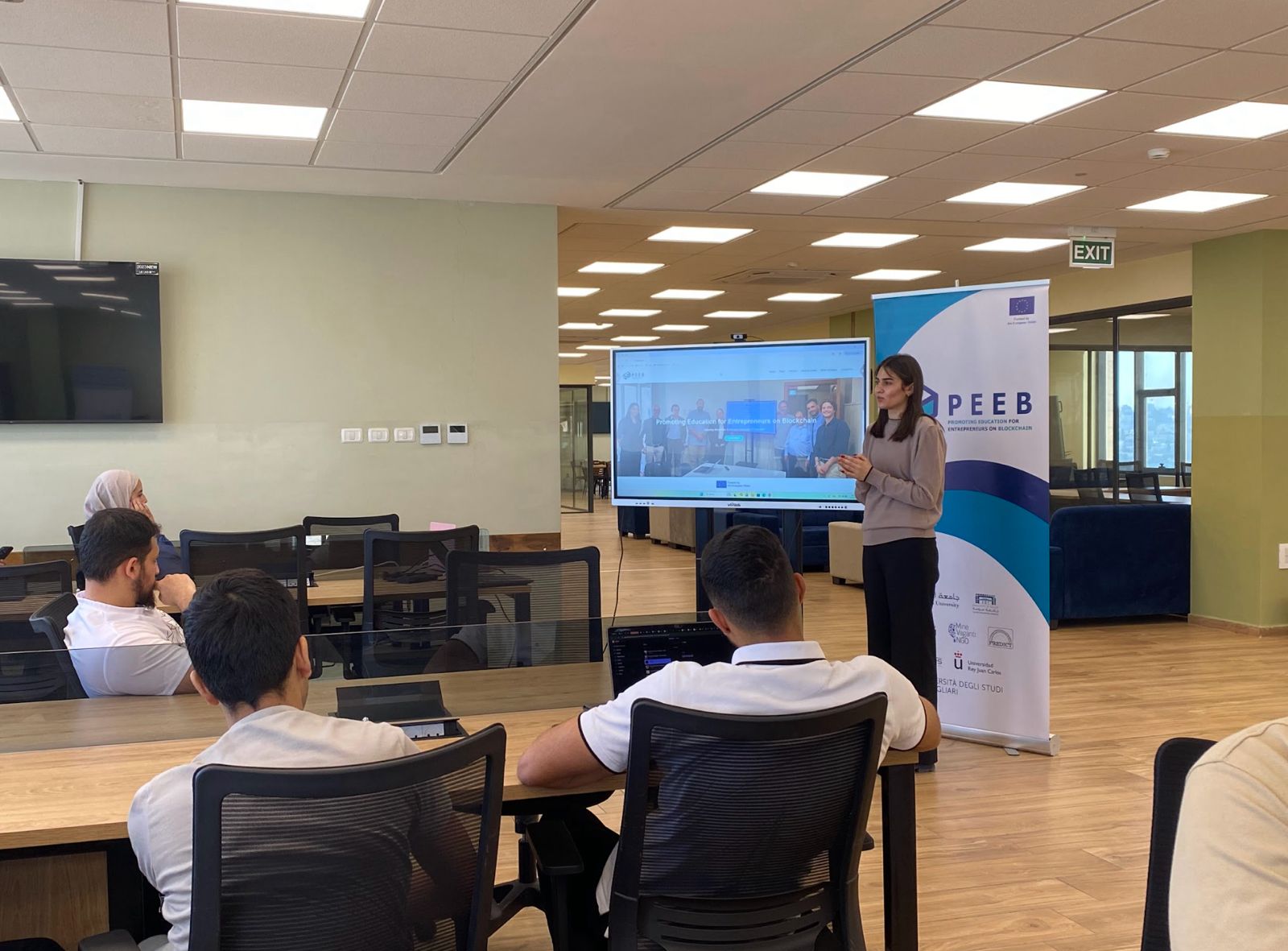 Al-Quds University Hosts Workshop on Blockchain Innovation and the PEEB Project